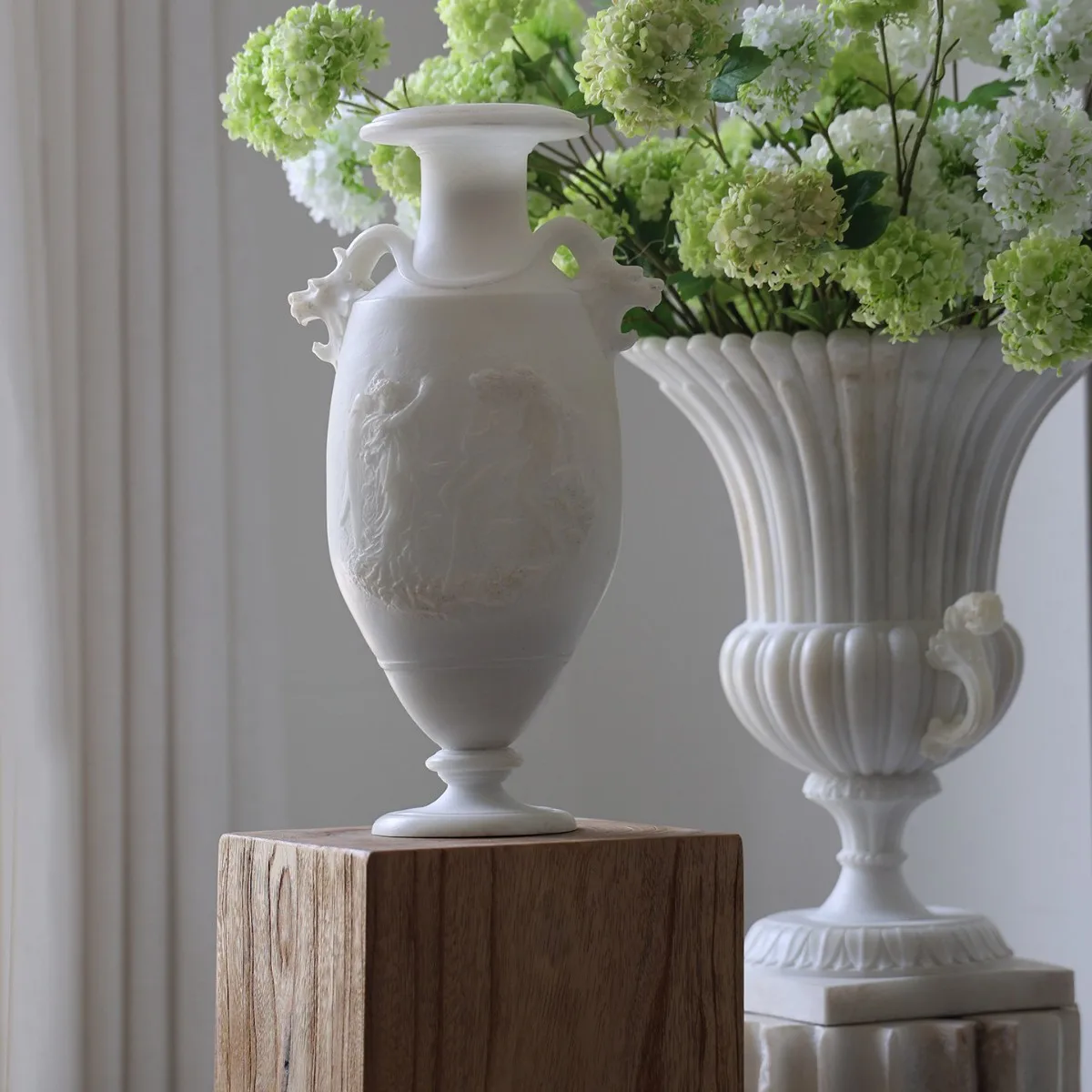 French Home Antique Imitation Jade Vase Ornament Designer European Desktop Middle Island Flower Ornament