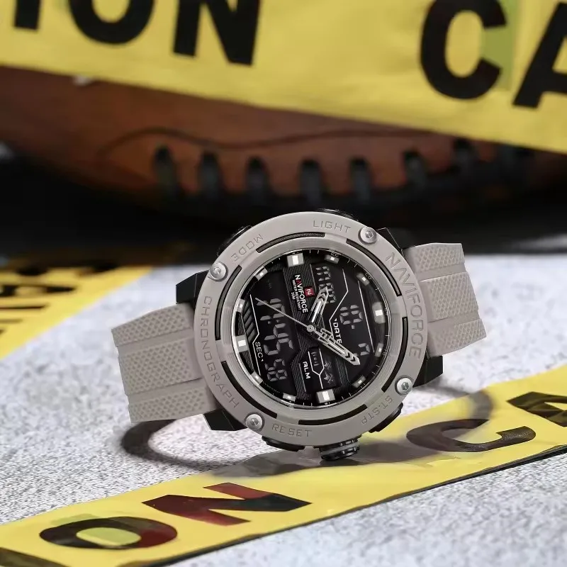 NAVIFORCE 7114 العلامة التجارية الكلاسيكية ساعة كوارتز إلكترونية شاشة مزدوجة التقويم مقاوم للماء سيليكون ساعة رياضية عادية للرجال часы