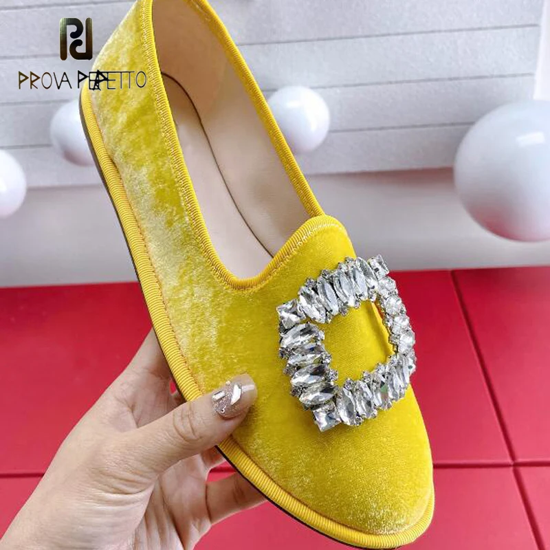 

Diamond Buckle Ladies Flat Casual Shoes Velvet Luxury Designer 2023 New Trend Loafers Women Classical Comfortable All Match Shoe