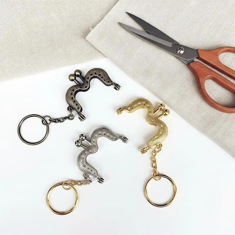 1Pcs 4cm Metal Coin Purse Frame With Keychain Kiss Clasp Lock DIY Craft Wallet Accessories Mini Cute Change Purse Bag
