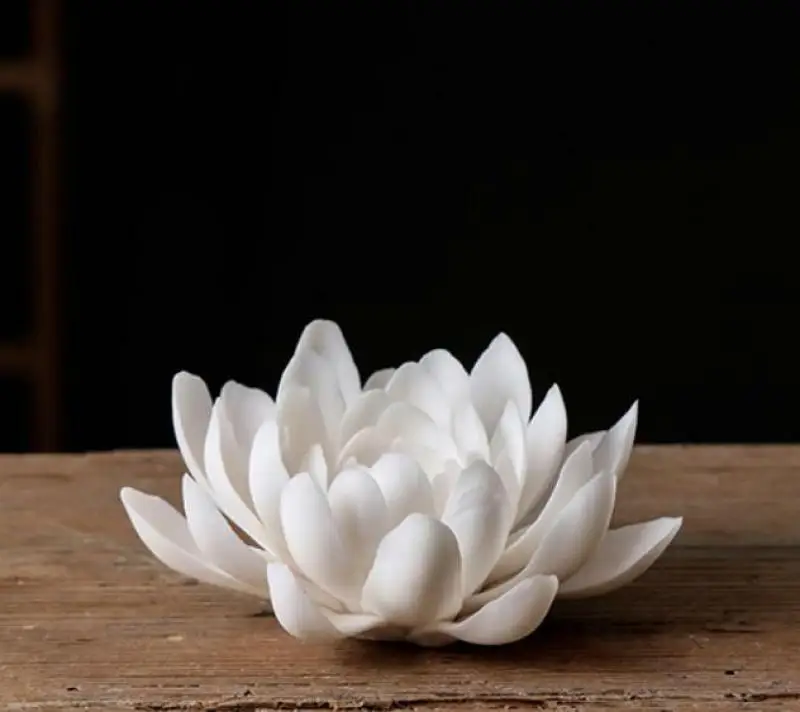 

3.9"Chinese White Porcelain Ceramics Pretty Lotus Flower Censer Figurine Statue