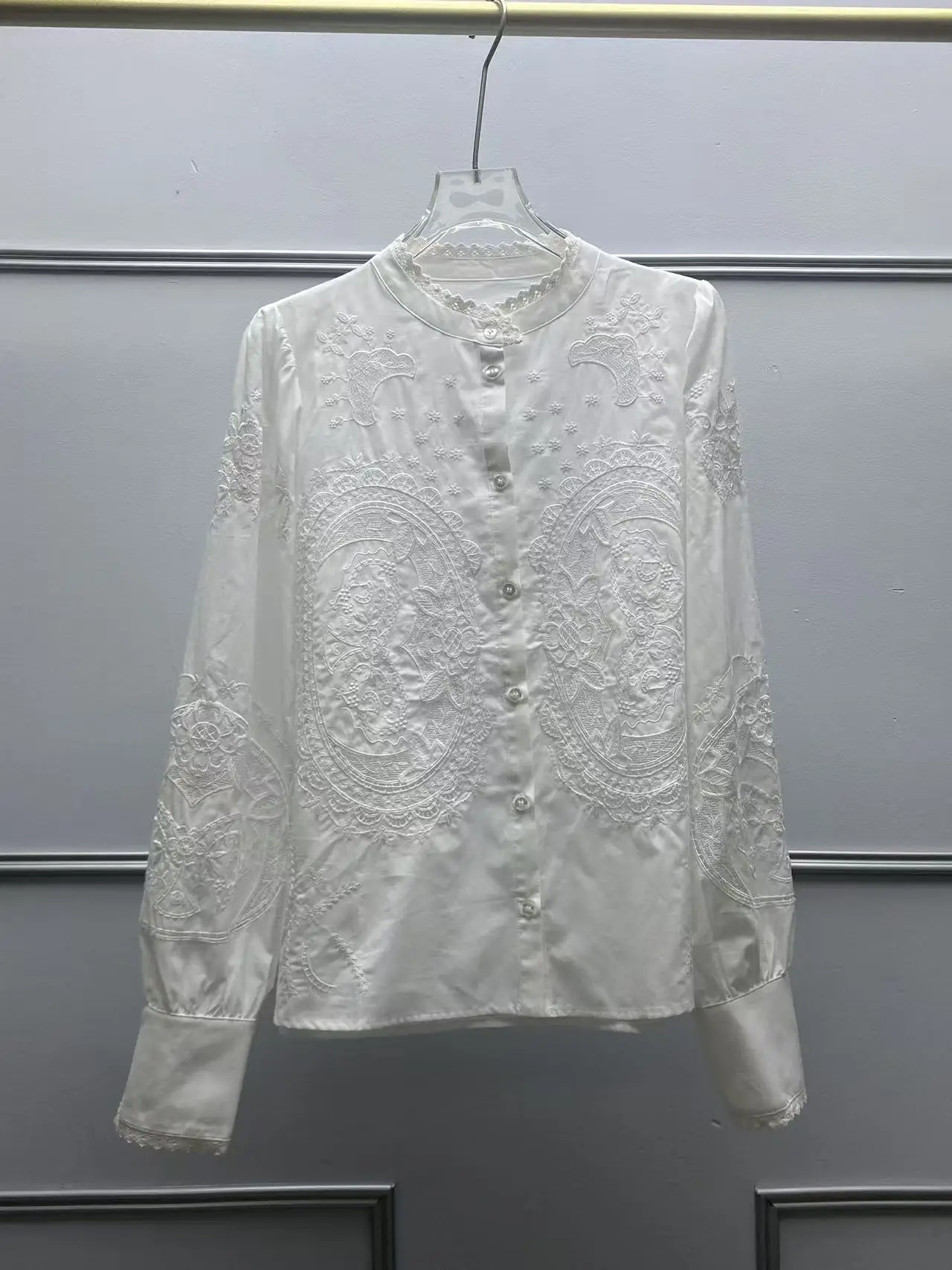 Sezanes 2025 Shirt French New Commuter Temperament Embroidery Crochet Flower Flower Stand Collar Fashion Loose Shirt
