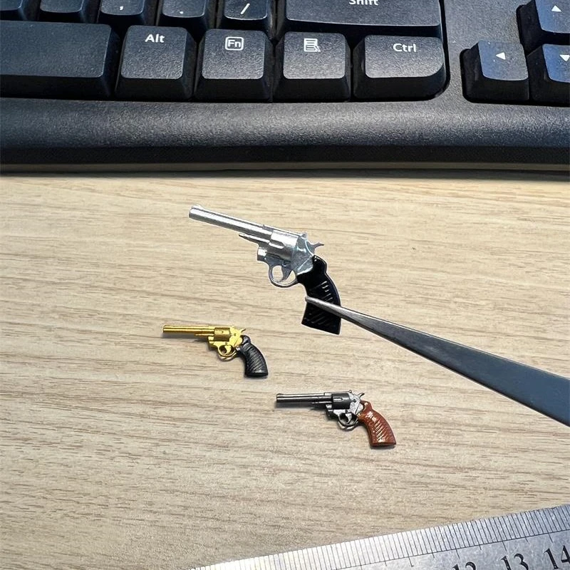 2023S 1/12 Soldier AK47 Revolver Pistol Gun Model Fit 6'' Action Figure Body DollsToy Weapon Accessories