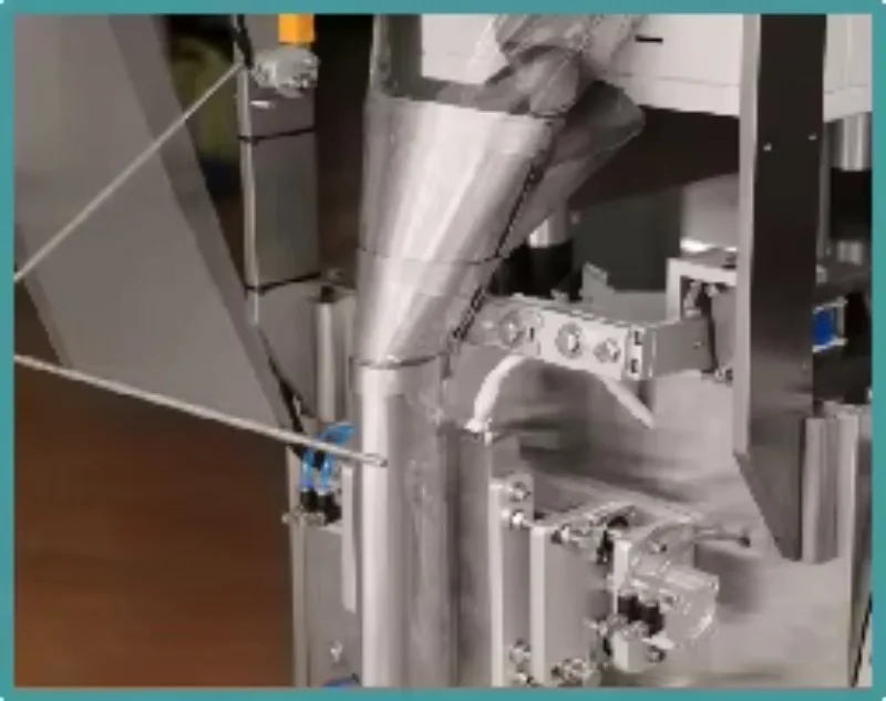 Customized packaging machine spare parts 3-sided sealing after sealing center sealing bag forming machine