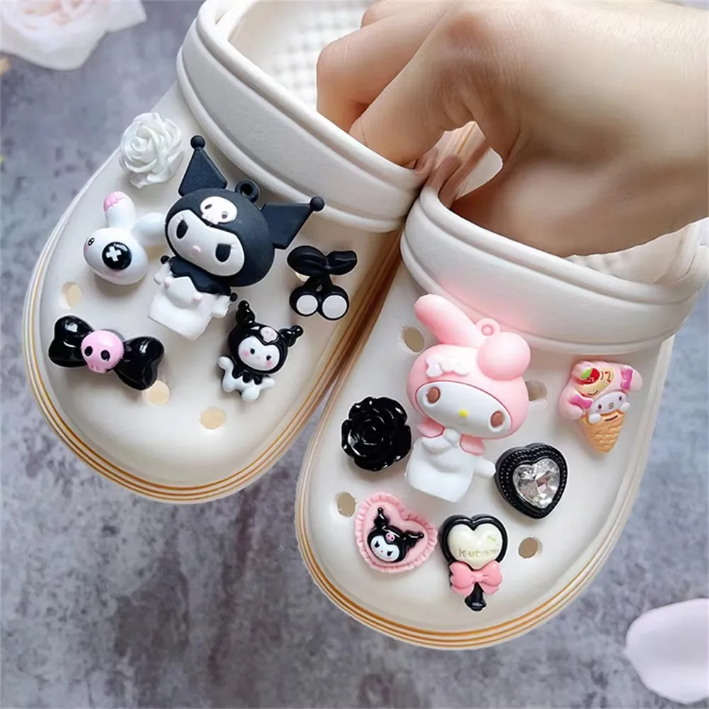 MINISO 3D Set Cartoon Cute Kuromi Yugui Dog Charm Sandals Buckle DIY Detachable Wristband Children\'s Shoe Accessories