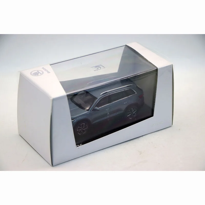 norev-modello-in-scala-1-43-di-un-suv-skoda-kodiaq-realizzato-in-lega-metallica-ideale-come-oggetto-da-collezione-o-come-elemento-decorativo