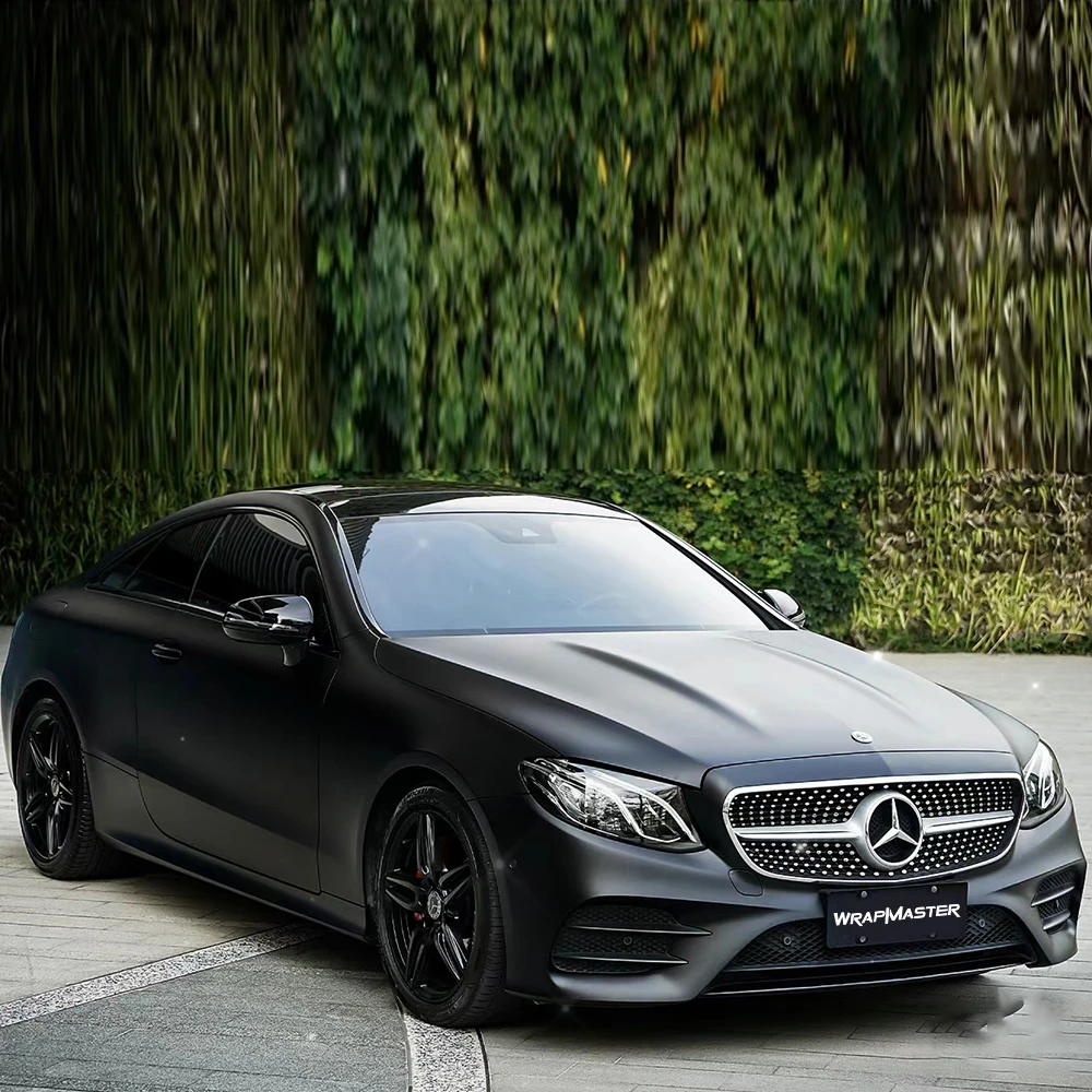 

5x56 футов Ultimate Flat Magic Green Vinyl на автомобиле, автозащитная пленка