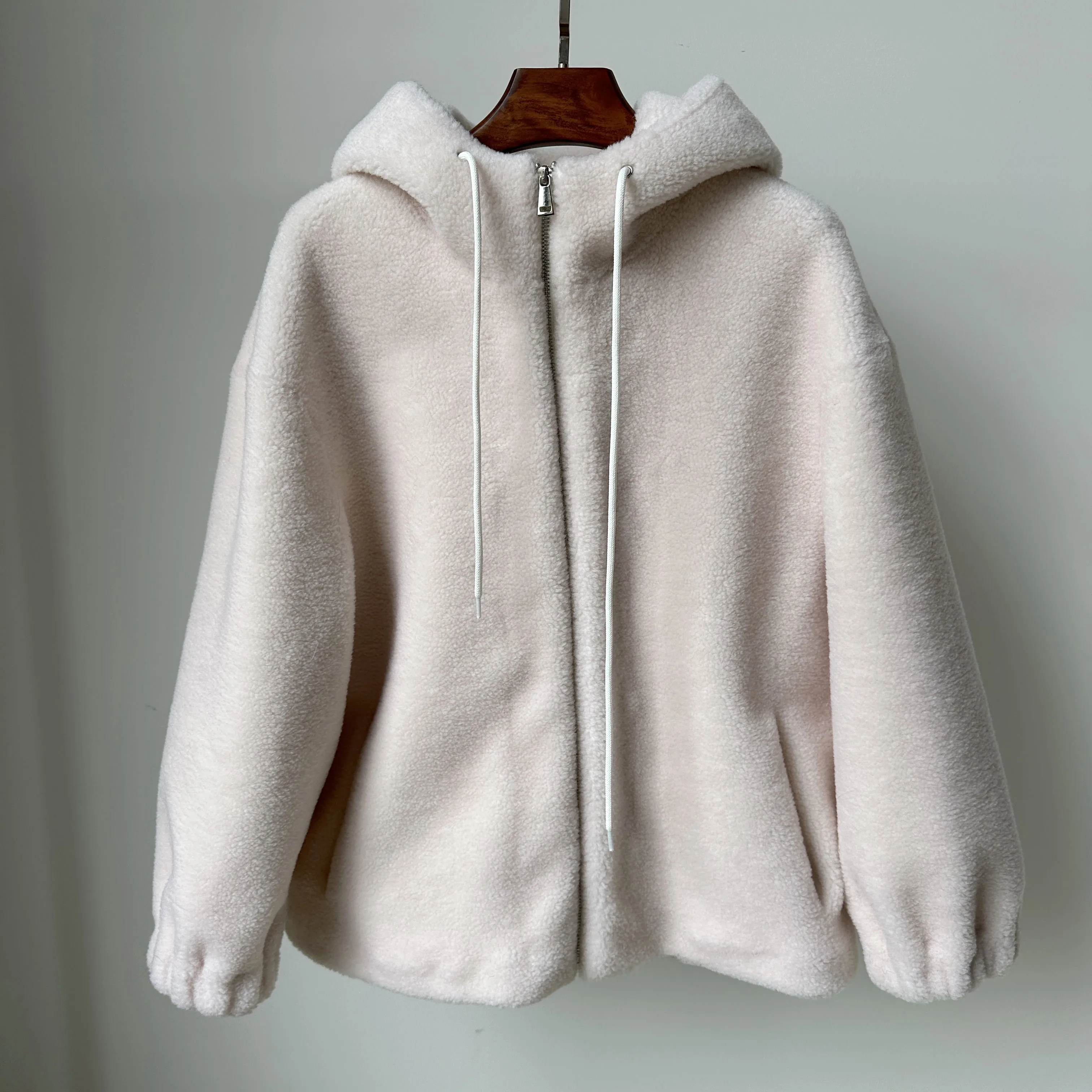 Latest Design Teddy Bear Jacket Women Causal Style Shearling Coat Hooded Winter Wool Overcoat Zipper Leisure