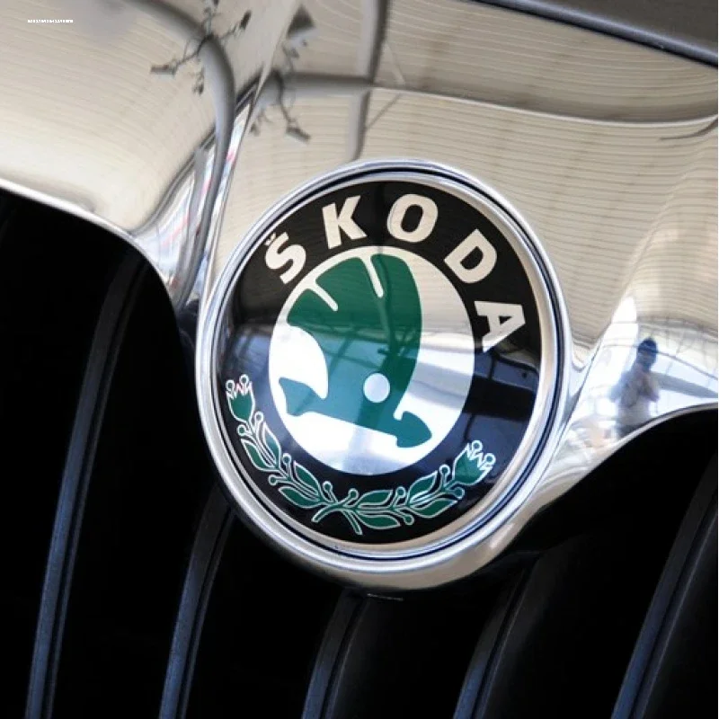 Car Rear Front Emblem Trunk Badge Sticker for Skoda Kodiaq Karoq 2 A7 Tour VRS Superb Octavia Yeti Fabia 1 Rapid Accessories