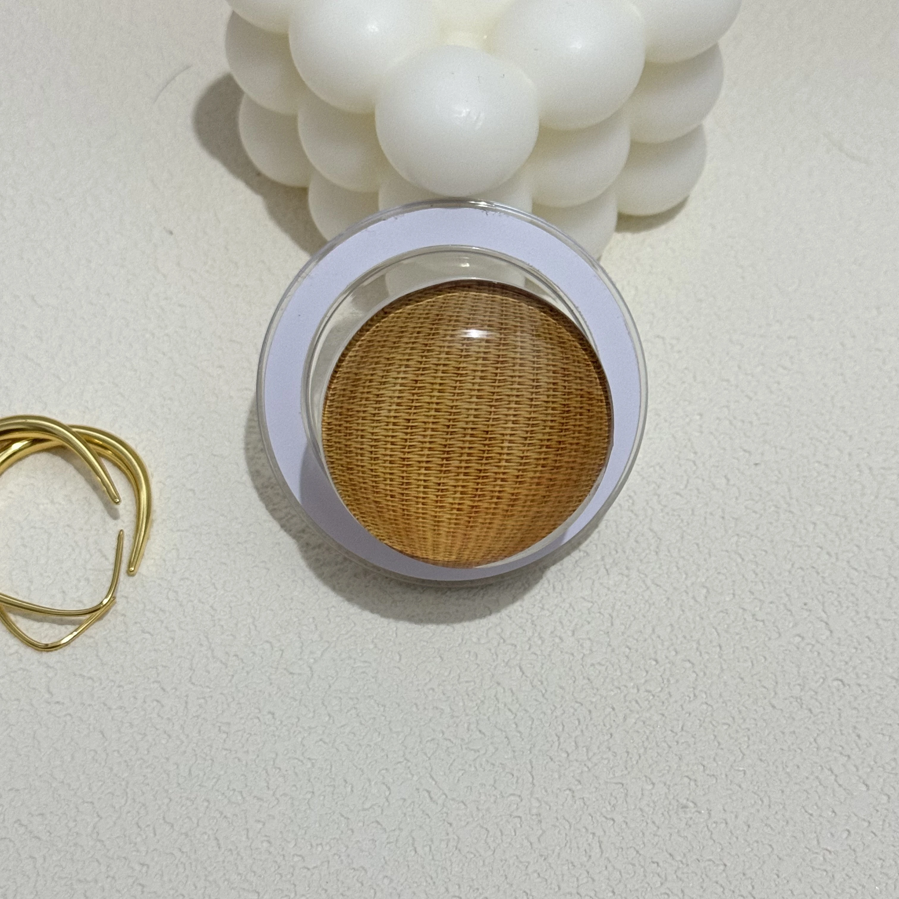 دعامة مغناطيسية جديدة من الزجاج المنسوج الكوري، ذات مظهر جيد وعملي، محبوبة من قبل الجميع