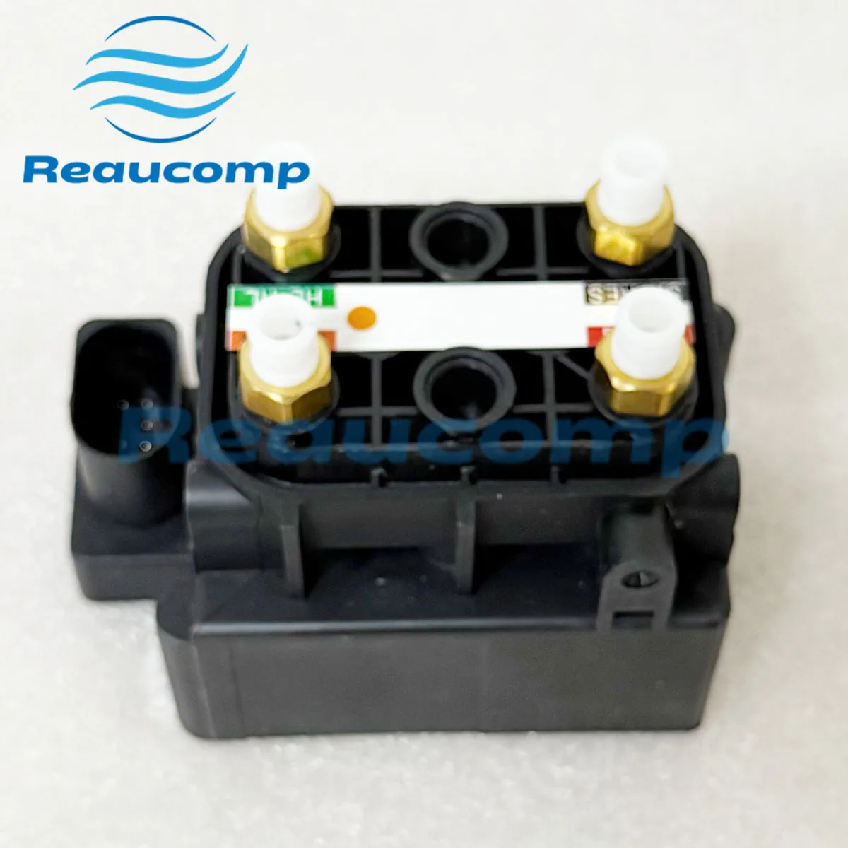 

Электромагнитный клапан пневматической подвески для Hyundai Equus 2009-2016 гг. 558813 M000 55810-3M000 558103 M000