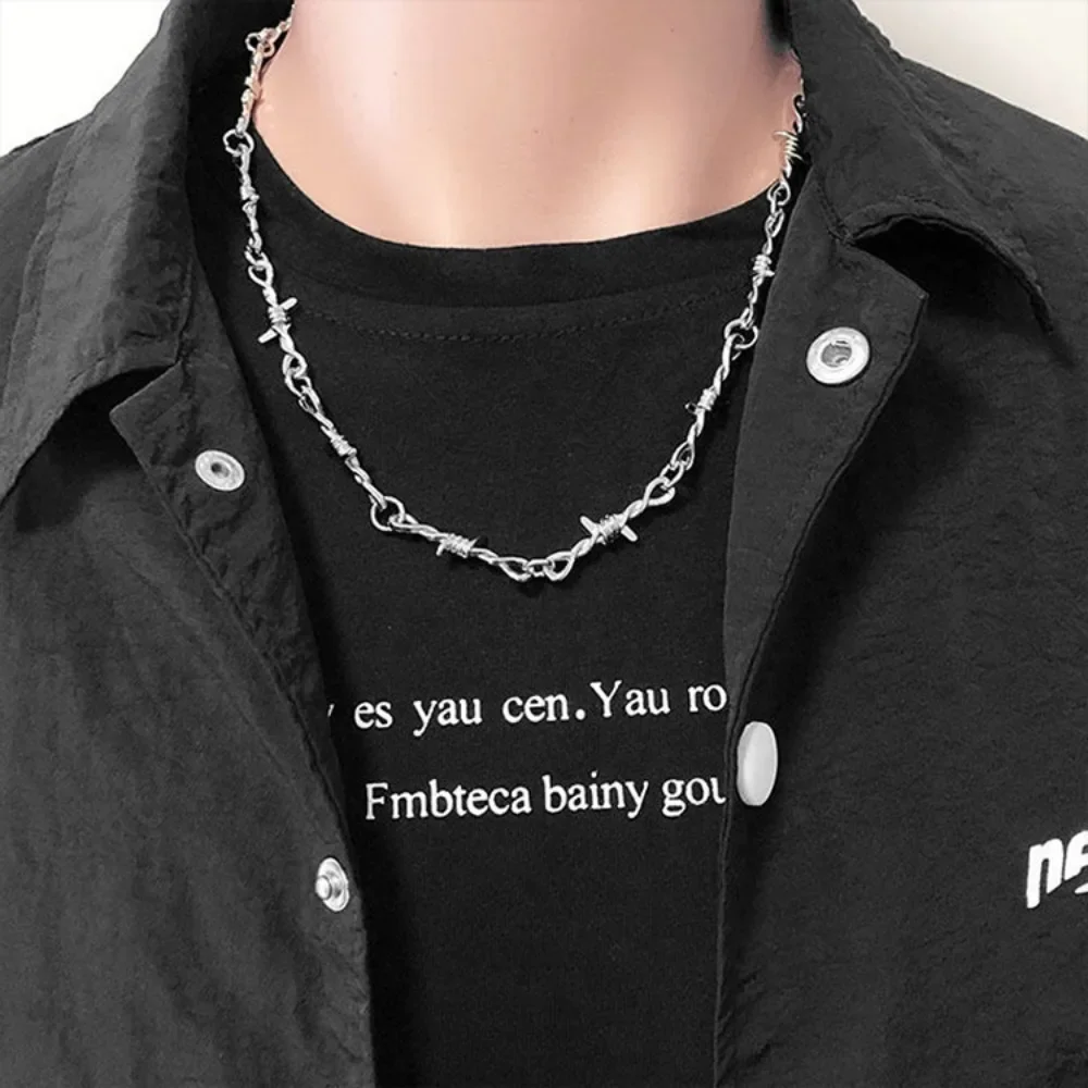 Creative Retro Thorn Necklaces Barbed Collarbone Chain Bracelets Decorative Holiday Party Gift for Men and Women Fashion Jewelry