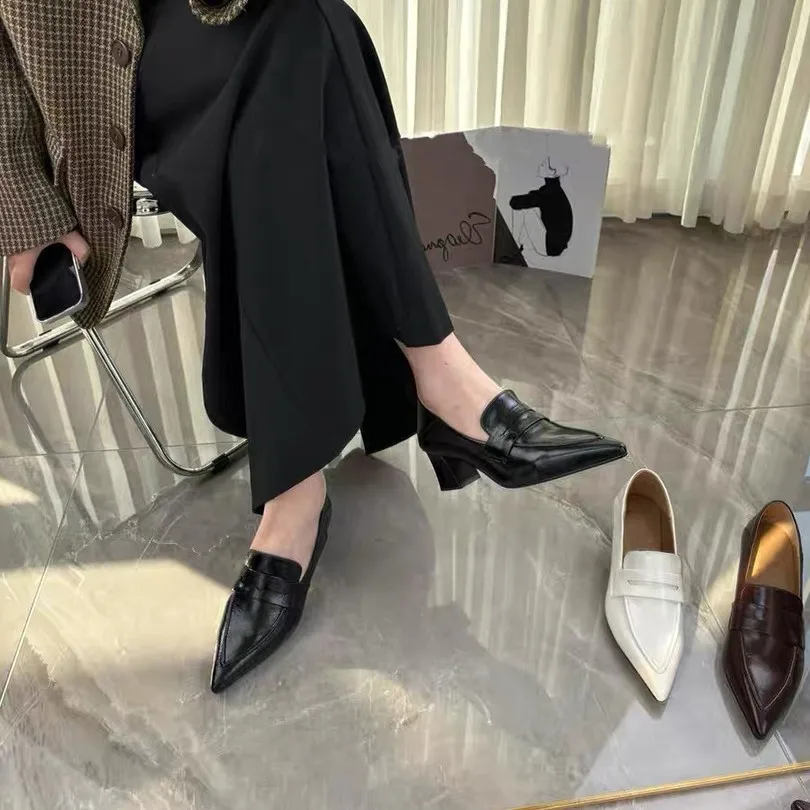 

Women's Soft Leather Loafers 2026 Spring Autumn Soft Slip on Chunky Heel Versatile Loafers for Women British Style Shoes