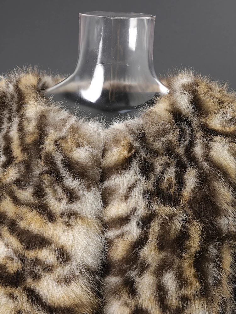 [EAM] Pattern Short Elegant Faux Fur Jacket New Round Neck Long Sleeve Women Coat Fashion Tide Autumn Winter 2026 CPG6814