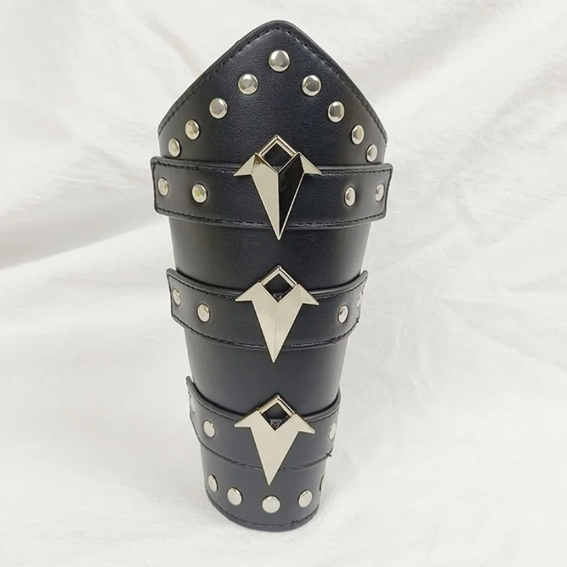

New European and American Men's Medieval Leather Wrist Guard, Punk Personality Exaggerated Riding Wide Leather Armguard, In Stoc