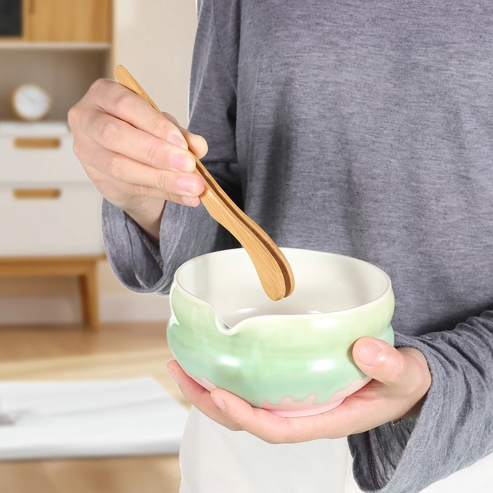 وعاء ماتشا سيراميك جديد مع صب صنبور متعدد الألوان مجموعة صنع ماتشا قابلة لإعادة الاستخدام حامل خفق ماتشا لمحبي الشاي