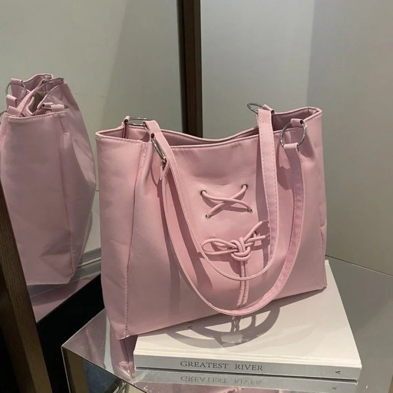 

Элегантно-шикарная новинка 2025 года, женская роскошная брендовая кожаная сумка через плечо, известный дизайнер, популярная элегантная повседневная сумка ​