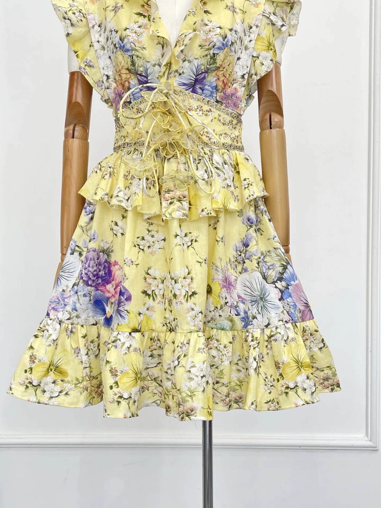 

2026 New Design Yellow Floral Print Sleeveless Ruffles Linen Waist Women Mini Dress