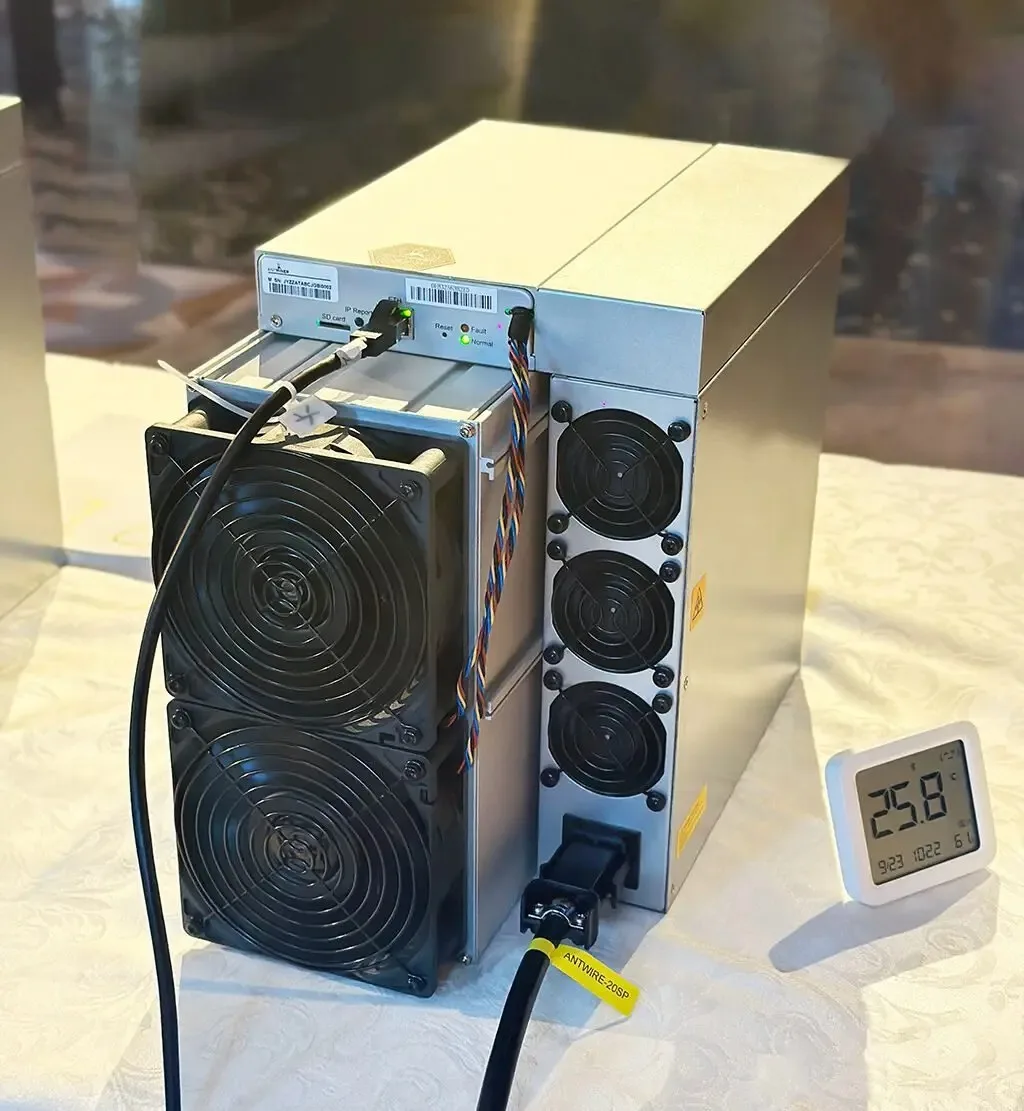 

ГОРЯЧИЕ ПРОДАЖИ 2024, НОВЫЙ Bitmain-Antminer-T21-190th-Bitcoin-Miner-