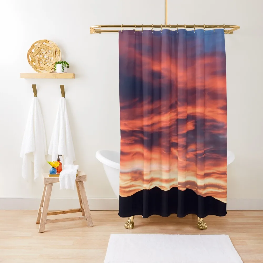 

Fire in the Sky Shower Curtain For Bathroom Luxury Bathroom Shower Bathroom Decor Waterproof Bath And Anti-Mold Curtain