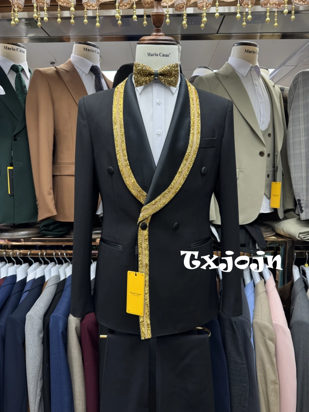 الذهبي مطرز البدلة مجموعة 2 قطعة سترة السراويل للرجال أنيق أنيق مزدوجة الصدر الرجال الدعاوى الزفاف العريس مجموعات ملابس الرقص