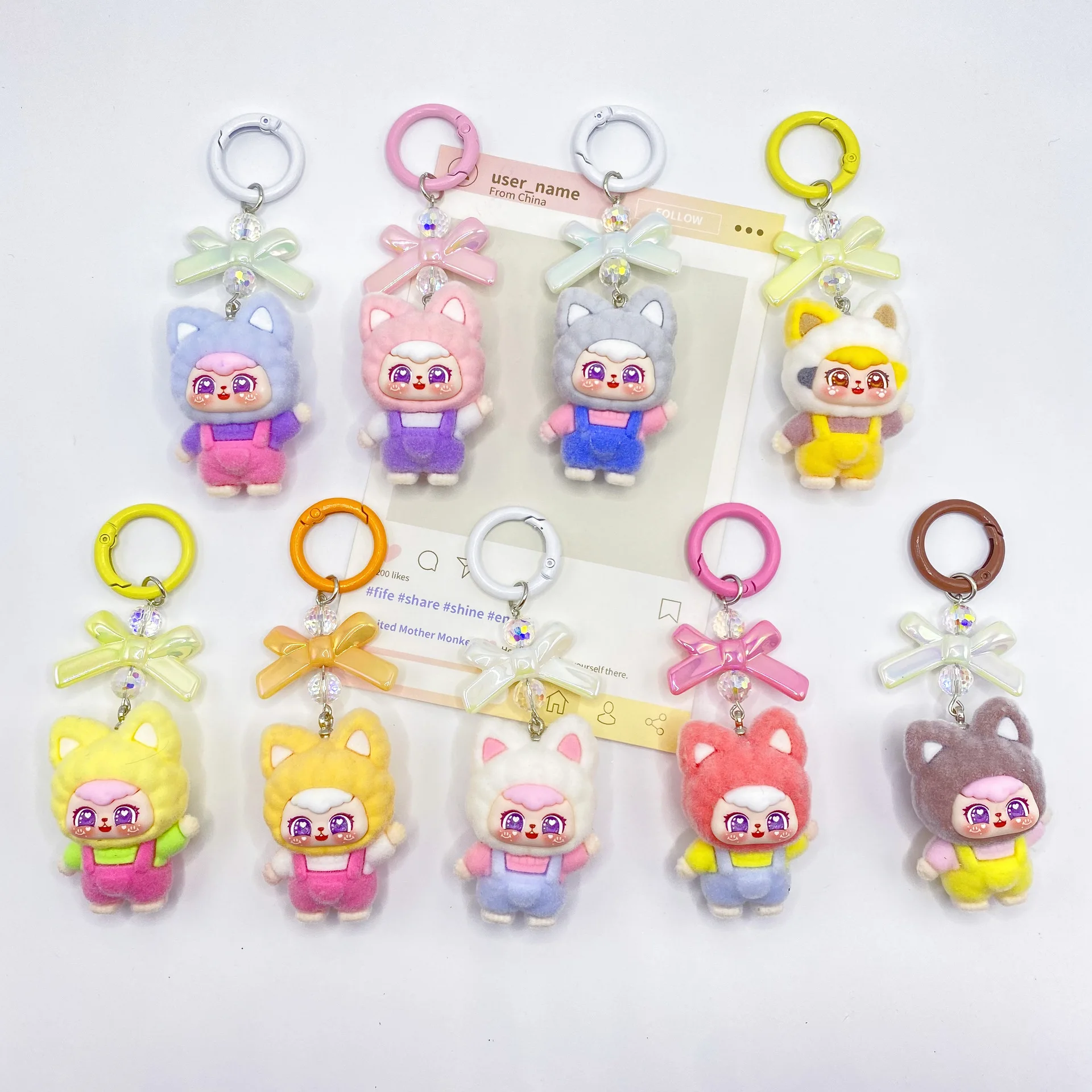 

New Sweetheart Cat "Lil' Pear" Cute Ball Keychain Pin for Bags, Phone Hanger, Best Friend Gift