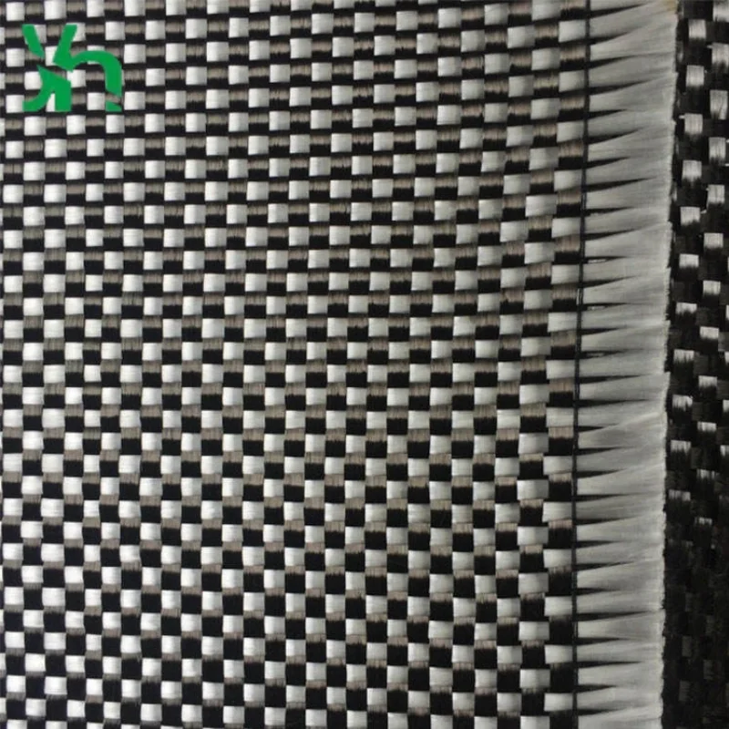 قماش من ألياف الكربون المنسوجة عادي 12K 400 جرام - لتقريب RTM والتعزيز المركب