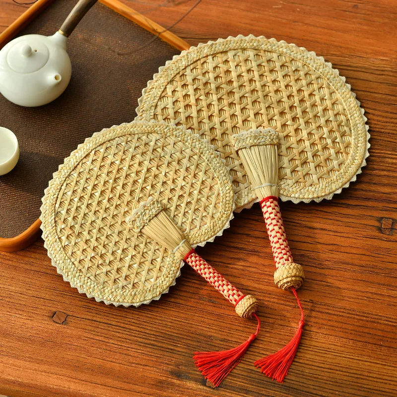 Natural Healthy Summer Hand-Woven Straw Hand Fan Cattail Leaf Fan Baby Kids Adult Mosquito Repellent Palm-leaf Fan Decor Crafts