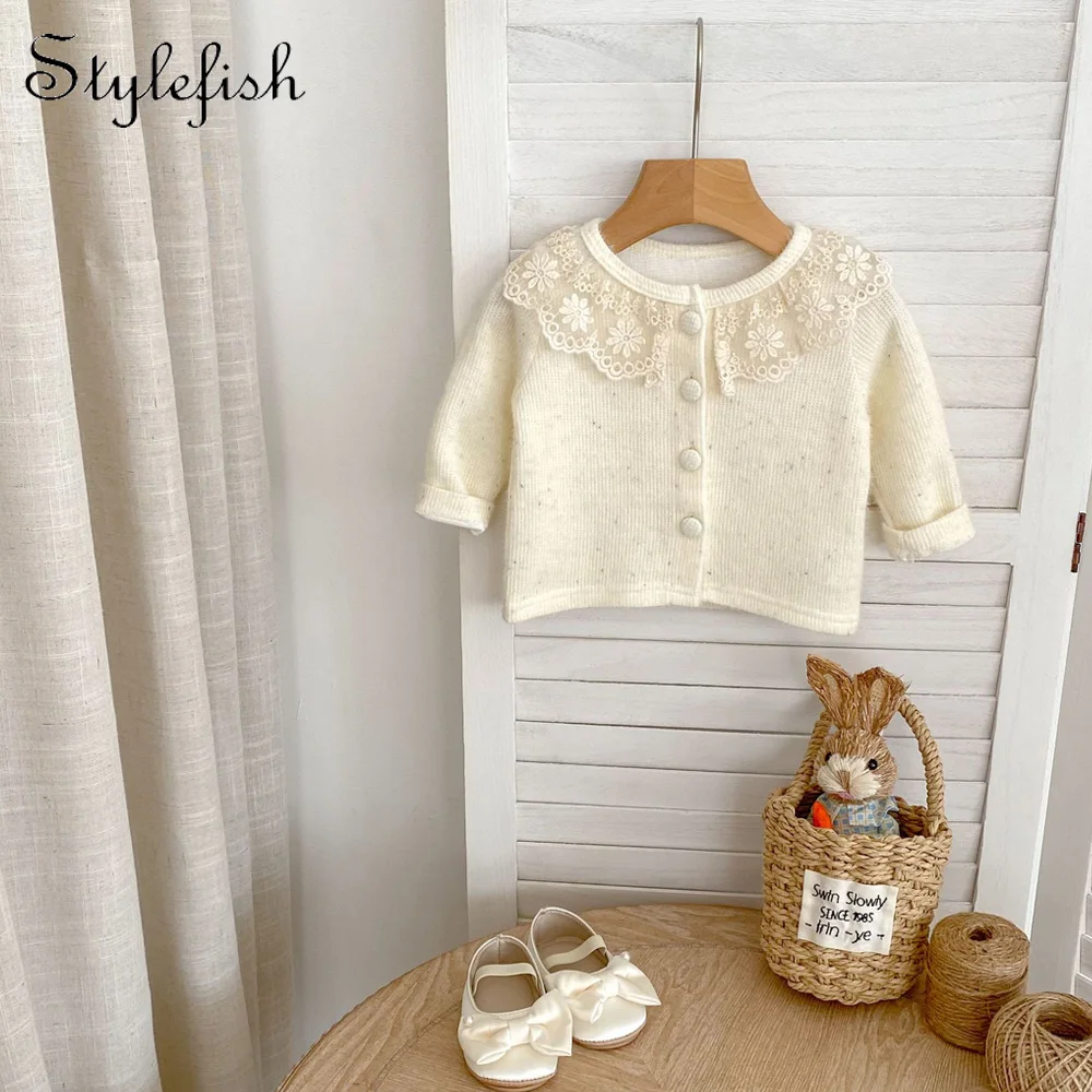 

Spring new baby clothes for 0-3 years old, exquisite baby girl lace collar, all-match small coat, knitted cardigan
