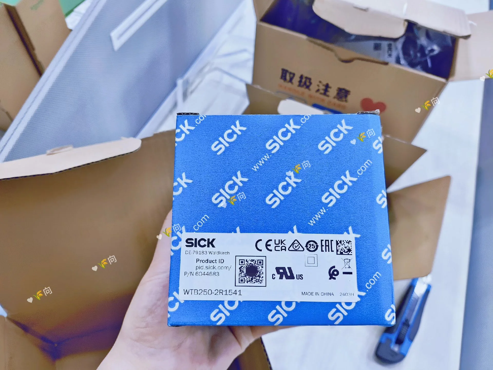 Germany SICK Original Diffuse Reflection Photoelectric Sensor 6044683 WTB25