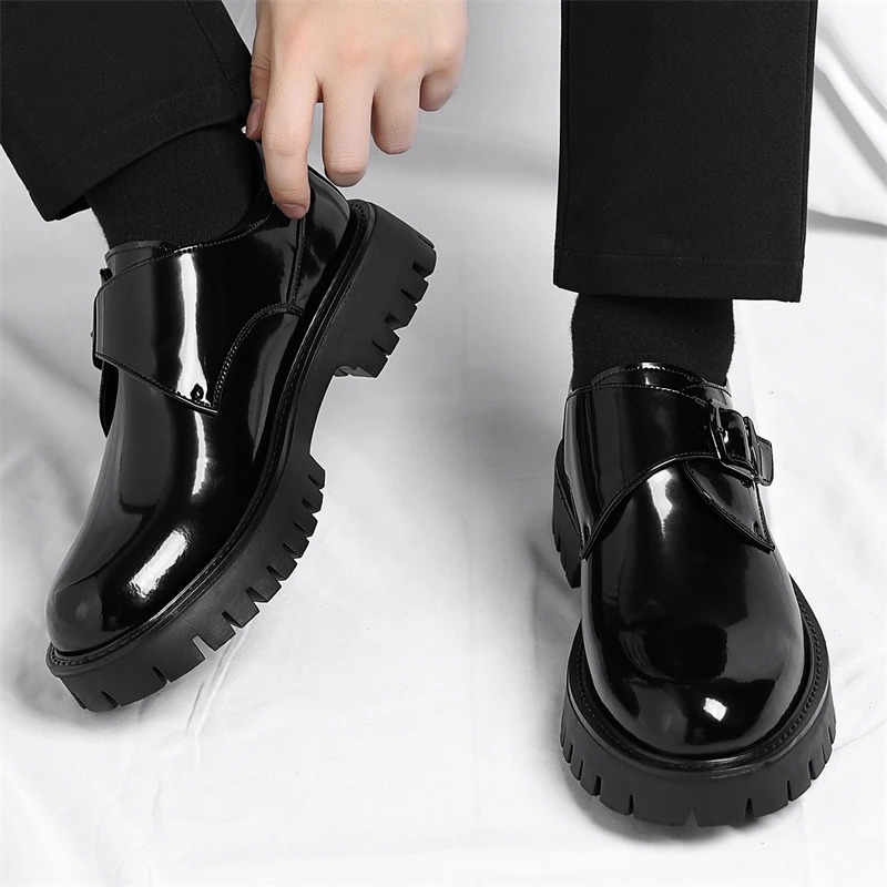 Bright Faced Men Thick Soled Buckle Casual Loafers with Height Increase Anti Slip Gear Sole High-end Business Trendy Shoes