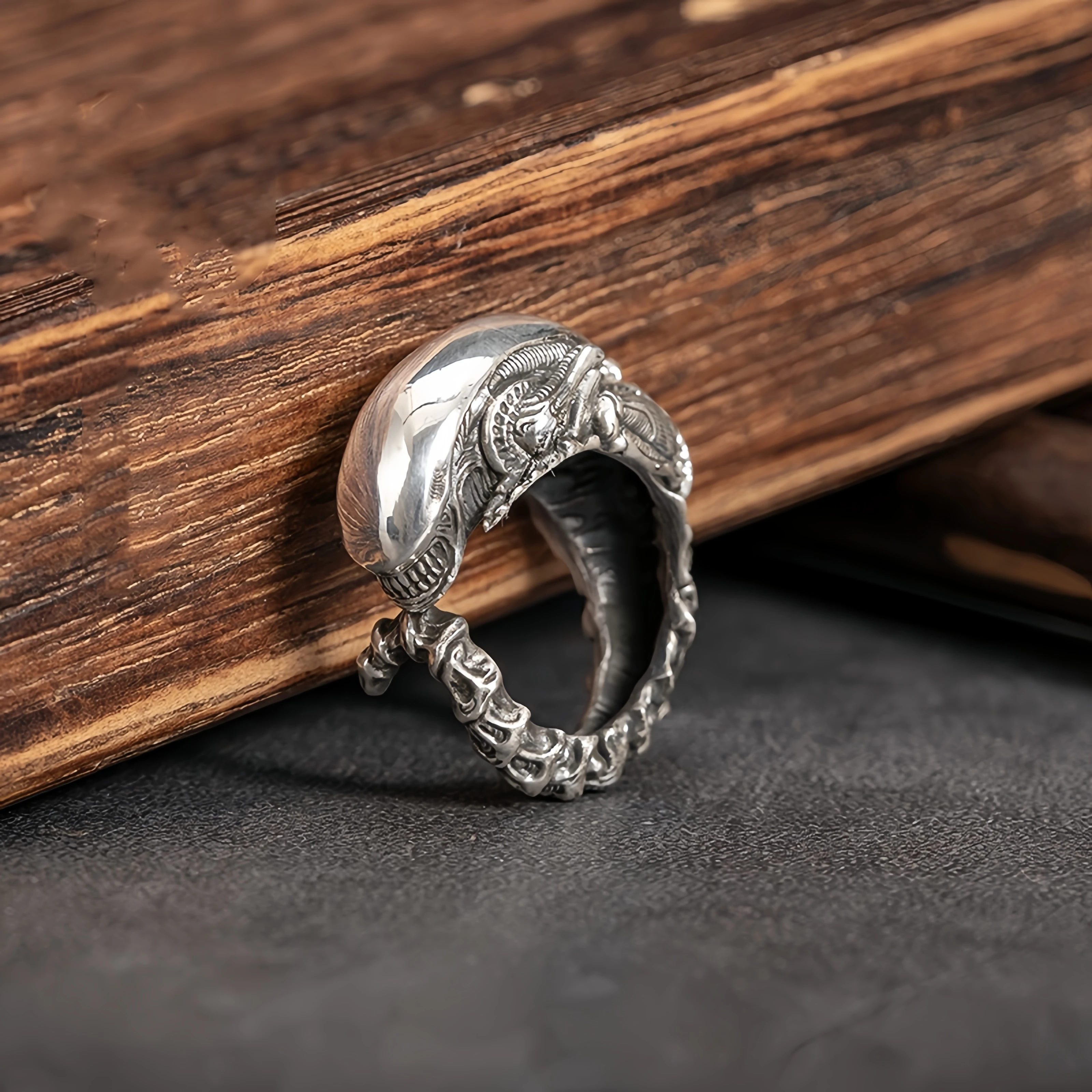 Retro Alien Xenomorph Adjustable Open Ring for Women Men Silver-plated Brass Gothic Punk Edgy Jewelry Halloween Accesssory Gift