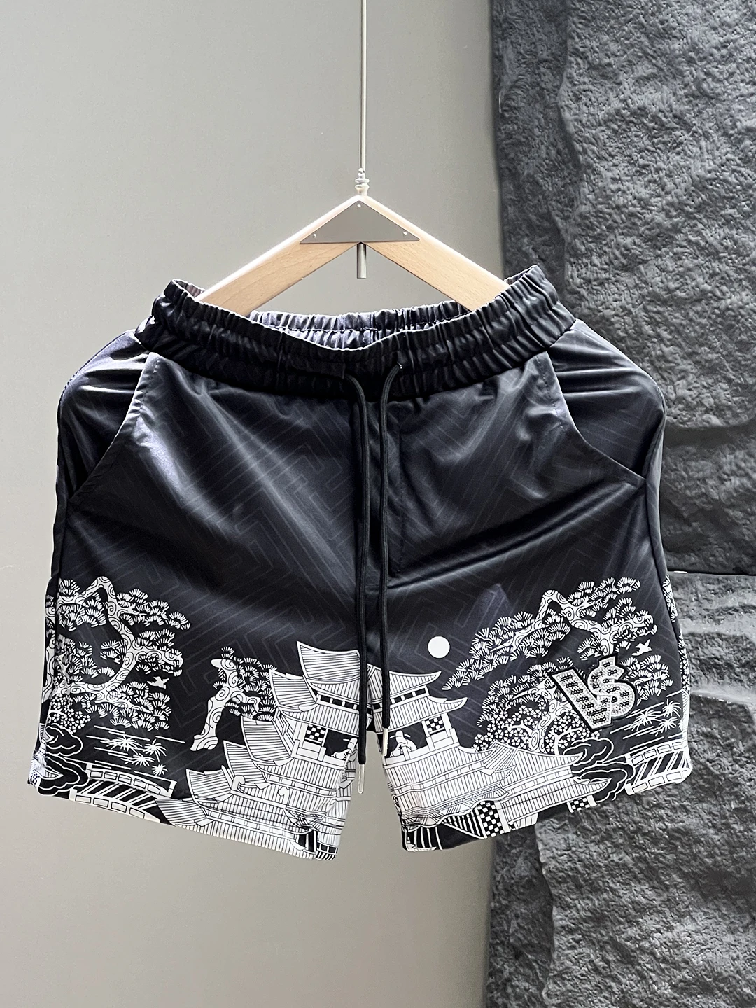 Summer New Style Men's Casual Breathable Beach Shorts Elastic Waist Slim Fit Fashionable City Style Ethnicity Patterned Pants