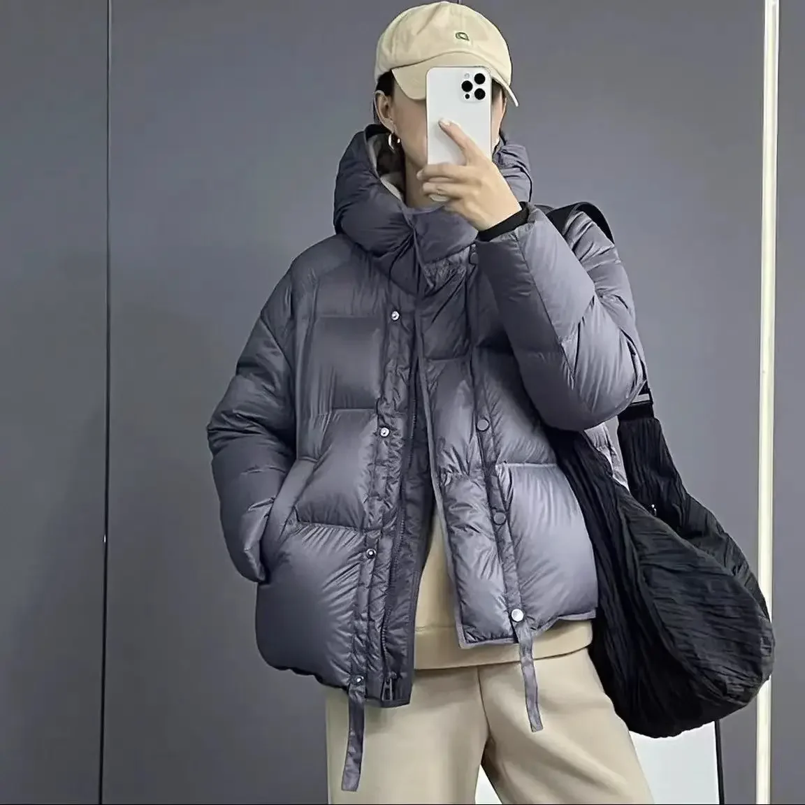 2024 Winter New Women\'s Down Jacket Loose Commuter Hoodie White Duck Down Short Jacket