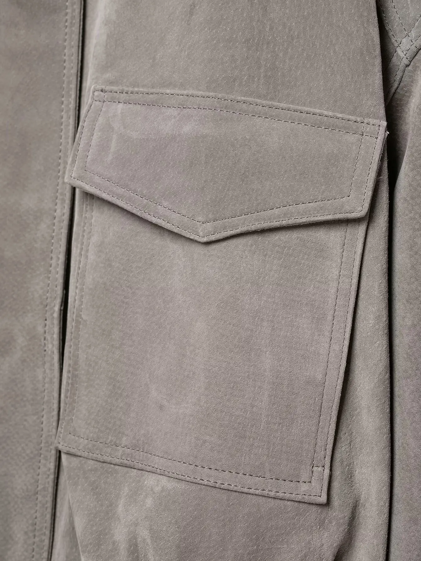 TFMLN Damenjacke aus Kunstwildleder, kurz geschnitten, mit Reißverschluss, aufgesetzten Taschen, lockerer Passform, langen Ärmeln, einfarbig, mit Stehkragen, Herbstmantel. – Detail 8