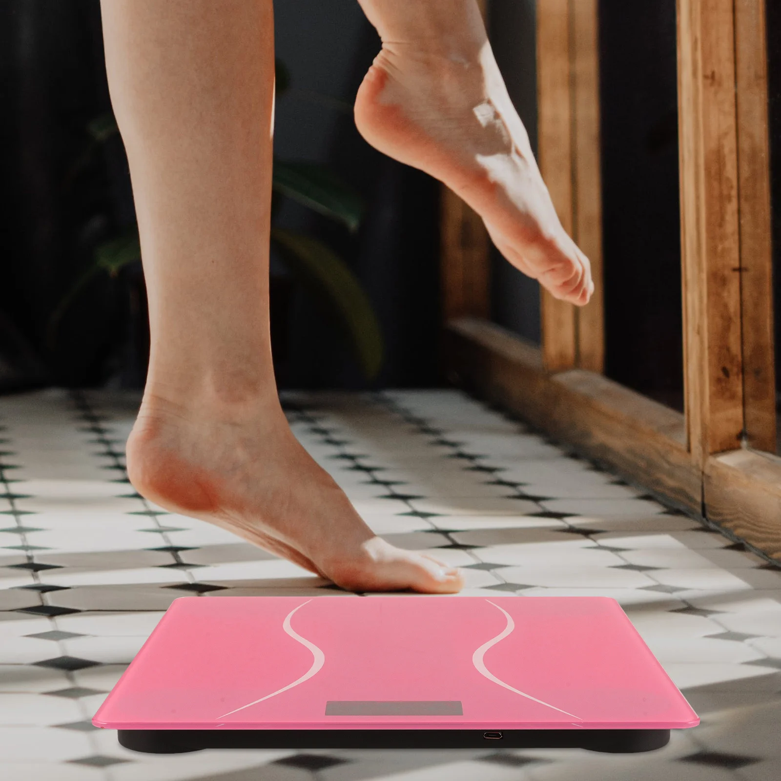 

Rechargeable Smart Digital Body Weight Scale High Precision Sensor Compact Bathroom Scale for Home Dorm Use Body Weighting Tool