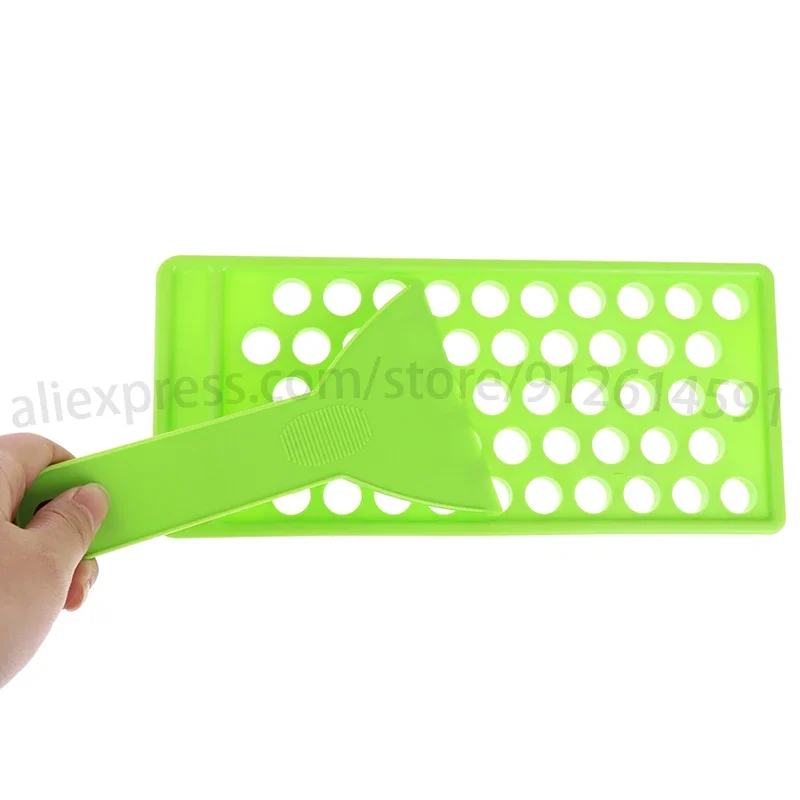 2Pc/Set Diy Lip Balm Green Lip Gloss Crafting Kit Wax Pouring Tray Spatula Scraper Set