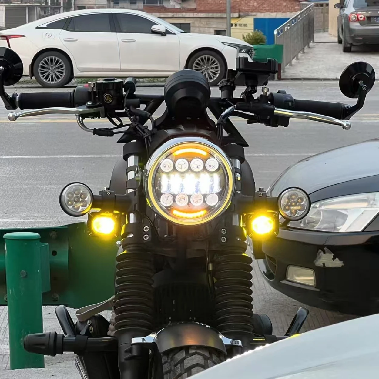 

For Jeep Wrangler LED headlights 80W16 Bead Wrangler Harley motorcycle accessories off-road lights modified LED lights 7inch
