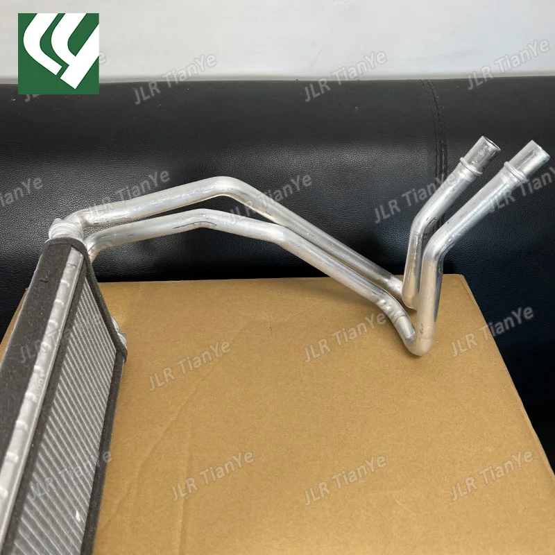 LR017030 LR015348 JEP500020 Heater Core With Pipes for Land Rover discovery 3 and Range Rover Sport 2005-2009 Radiator