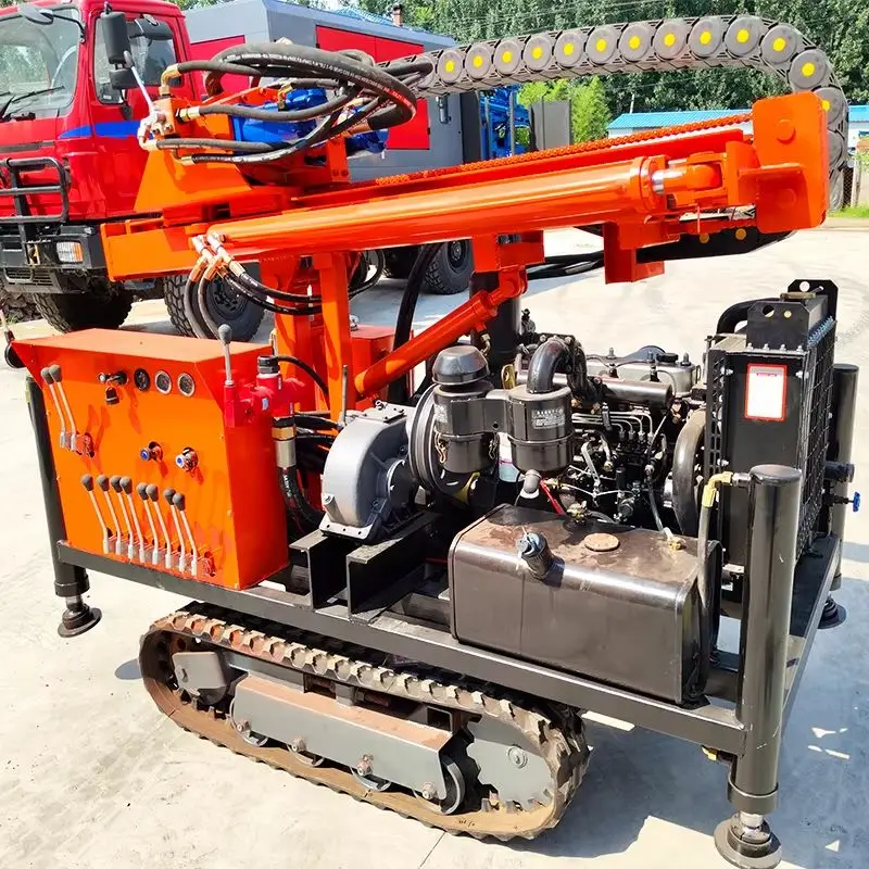 تخصيص معدات حفر الديزل SM200 استكشاف الأساسية جهاز حفر آبار المياه