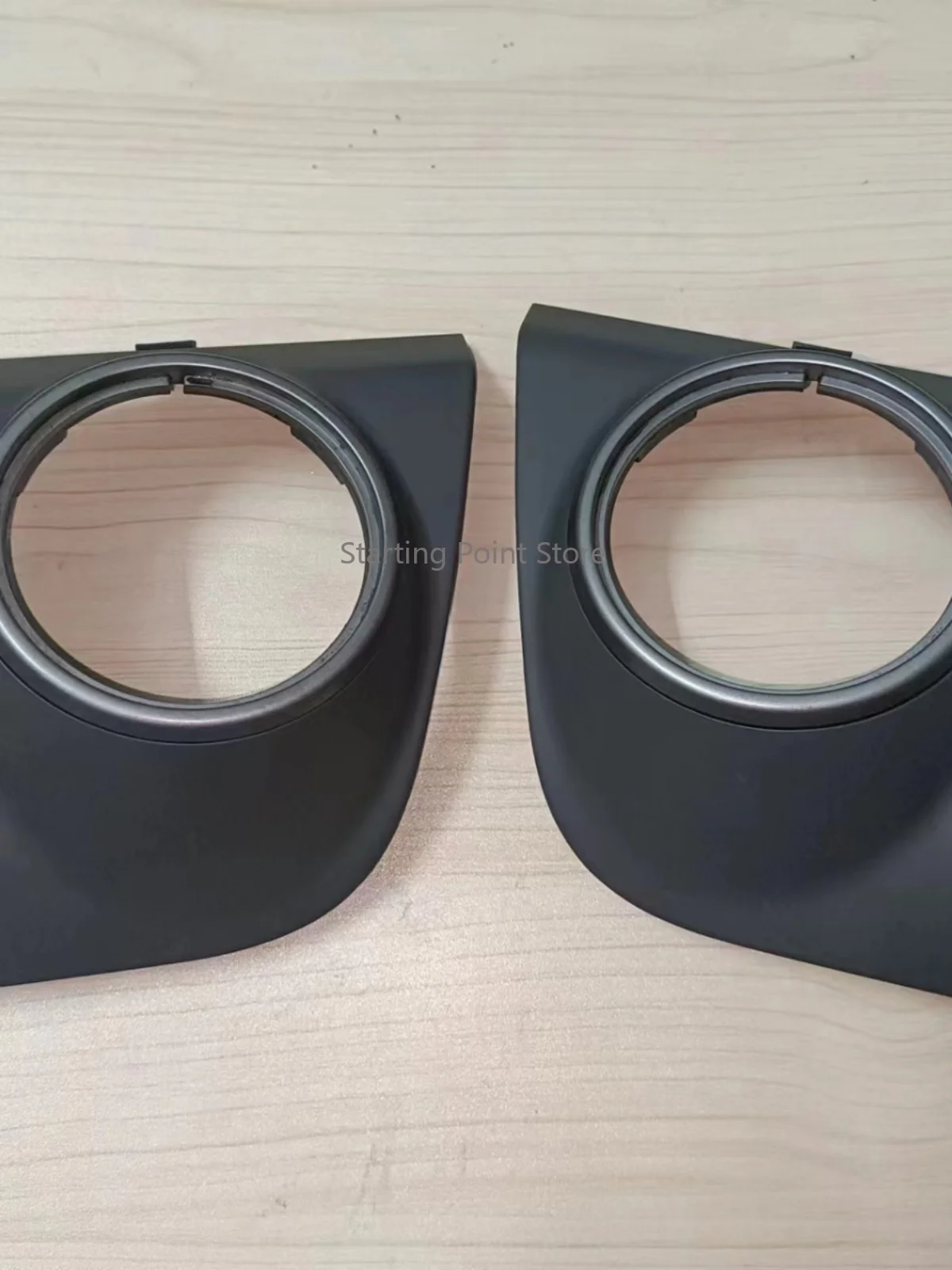 

1PC For Chevrolet 09101112 Le Feng air outlet decorative panel with left and right circular air vents for air conditioning