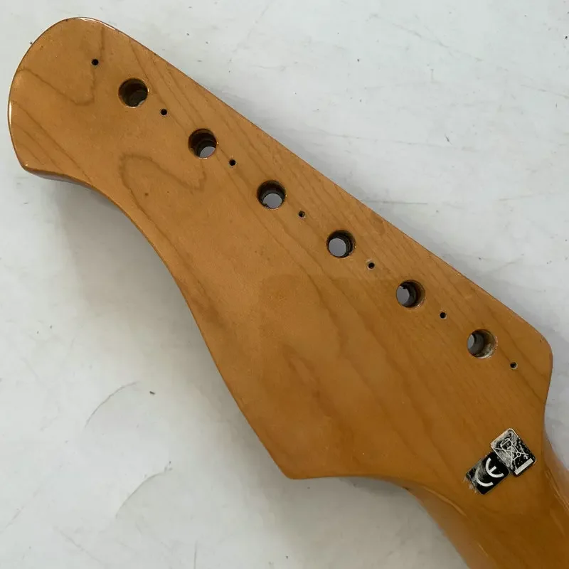 En868 original harleybenton vt série st guitarra elétrica pescoço madeira de bordo para peças de guitarra diy sem trastes com danos