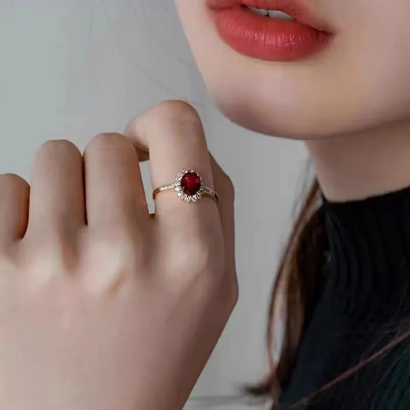 

S925 Sterling Silver Electroplated 18k Gold Red Zircon Sun Ring for Women Exquisite Vintage Proposal Party Jewelry