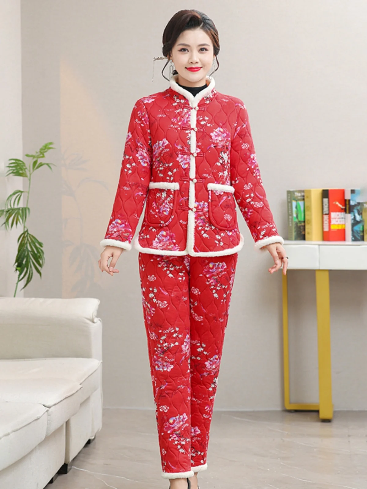 Mom Winter clothes Chinese Sle Buckle Cotton-Padded Coat Fleece-lined Thickened Thermal Suit Women Middle-Aged Popular Nati...