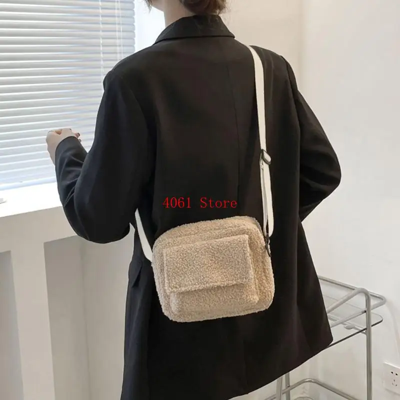 All-matching Lambs-Wool Crossbody Bag for Women Plush Shoulder Bag Underarm Bags