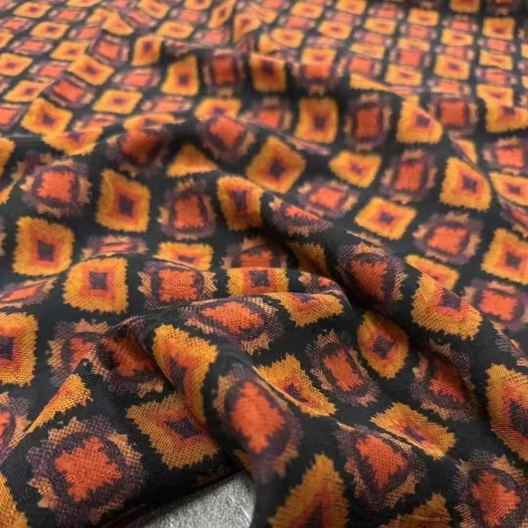 Retro Checks Printed Soft Silk - Sewing Vest recension och pris