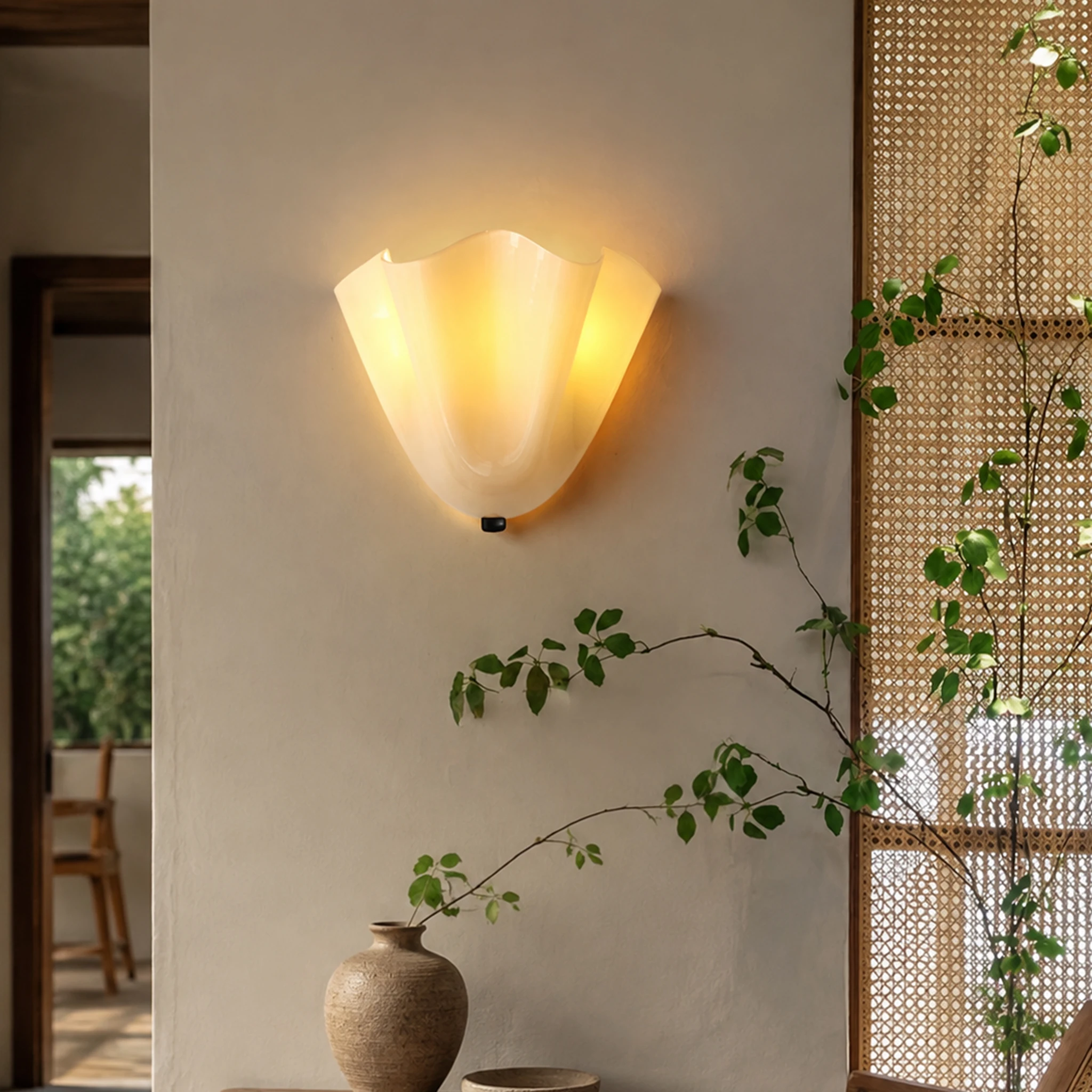 Vintage Glass Wall Lamp Colorful Flower Wall Light Bedside Lamp Corridor Staircase Bathroom Wall Sconce Artistic Indoor Lighting