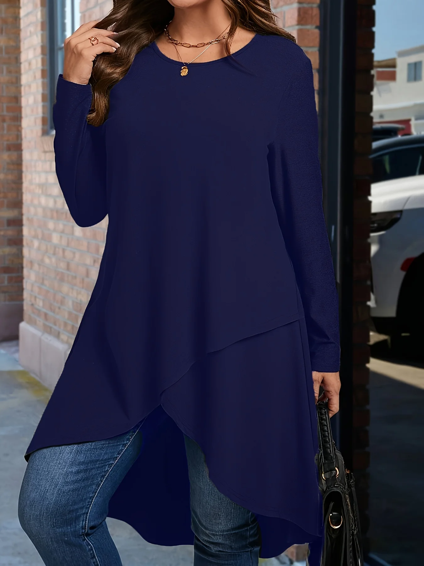 Plus Size Damen-T-Shirt mit elegantem asymmetrischem Saum und langen Ärmeln, Rundhalsausschnitt, lässiges Oberteil, einfarbig, Ganzjahres-Kleidungspullover – Detail 10