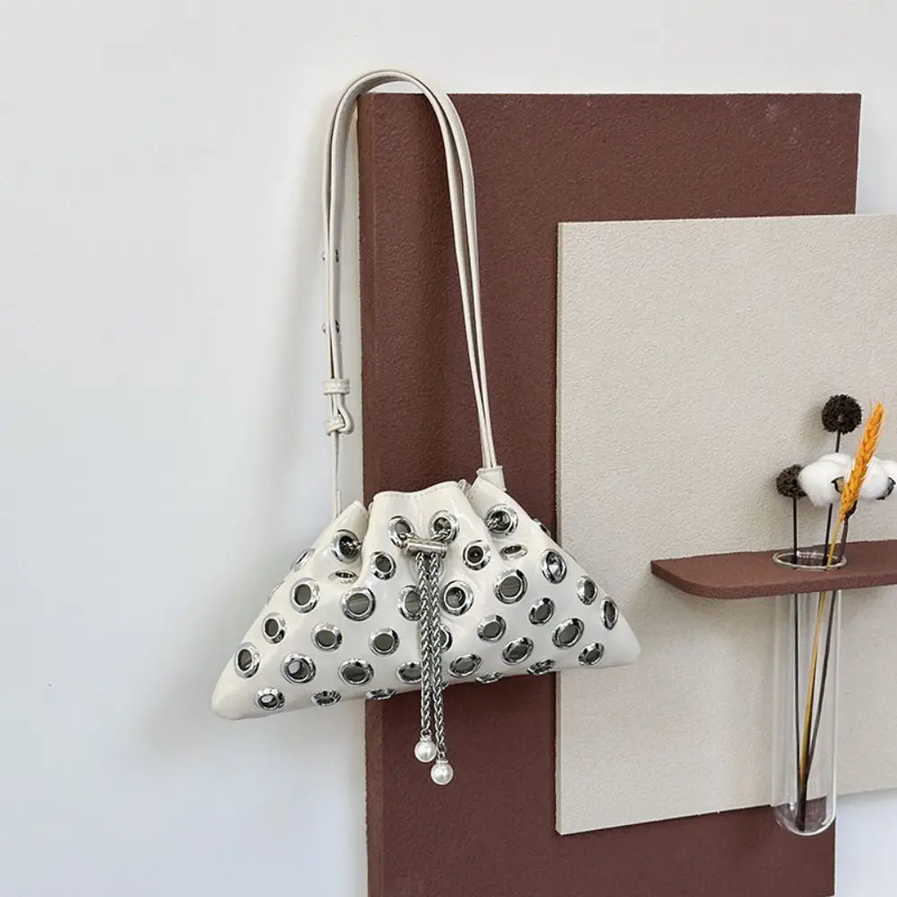 

Портативная сумка через плечо с металлическими заклепками и заклепками Spicy Girl Hollow Y2k, сумка для подмышек, сумка в стиле панк, женская сумка через плечо на шнурке