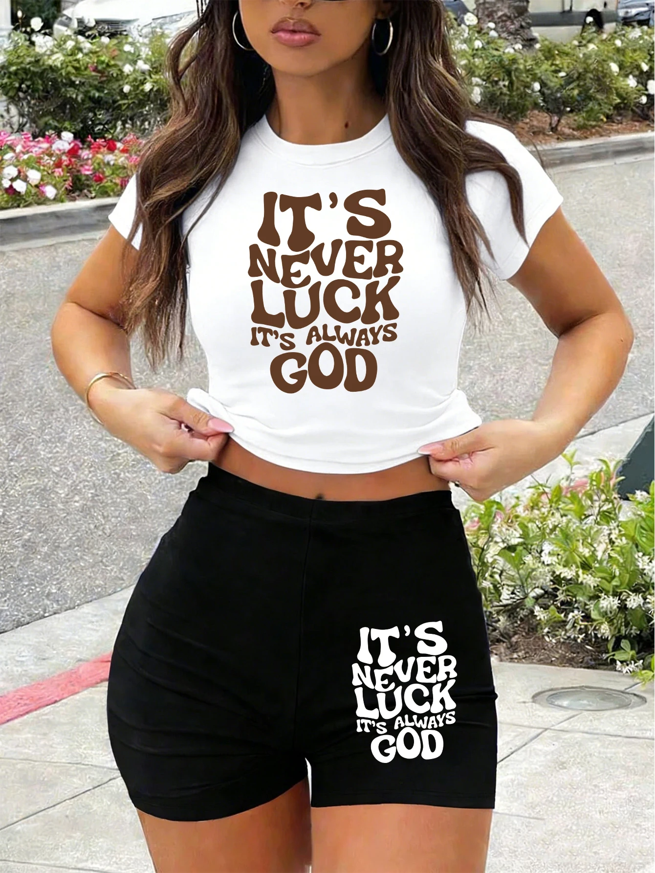

Женская укороченная футболка с принтом «Это не просто удача, это Бог», облегающая, мягкая, спортивная, дышащая, из хлопка, с круглым вырезом, летний топ